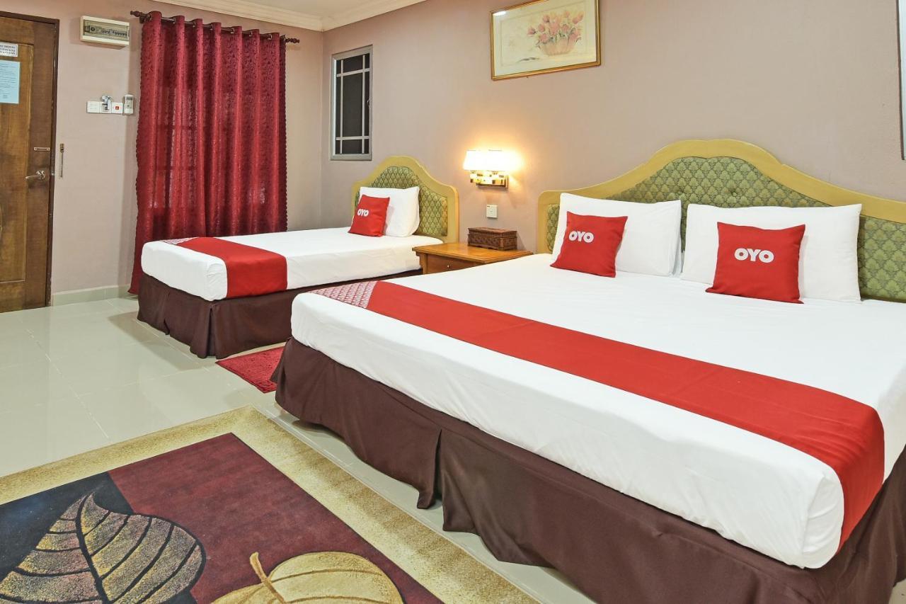 Oyo 90642 Twin Mutiara Chalet & Homestay Jeli Exterior foto