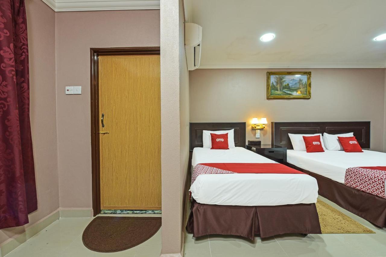 Oyo 90642 Twin Mutiara Chalet & Homestay Jeli Exterior foto