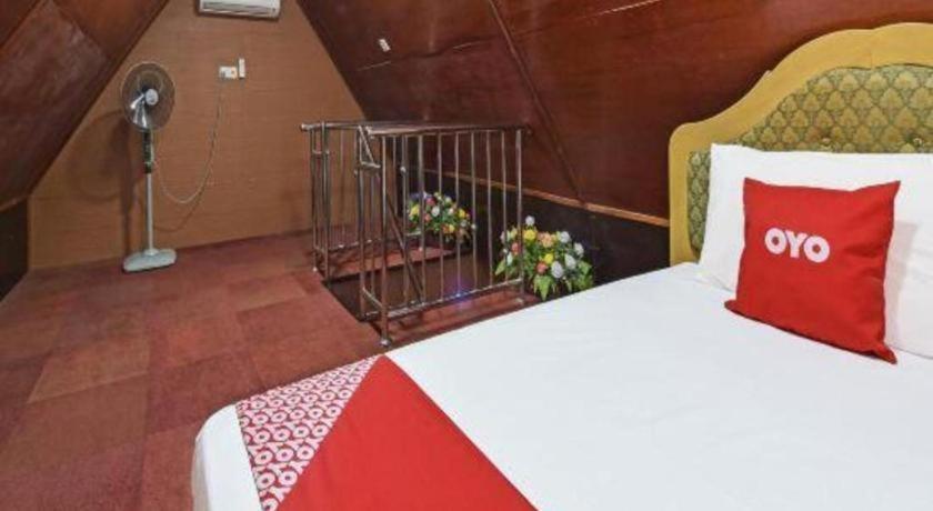 Oyo 90642 Twin Mutiara Chalet & Homestay Jeli Exterior foto